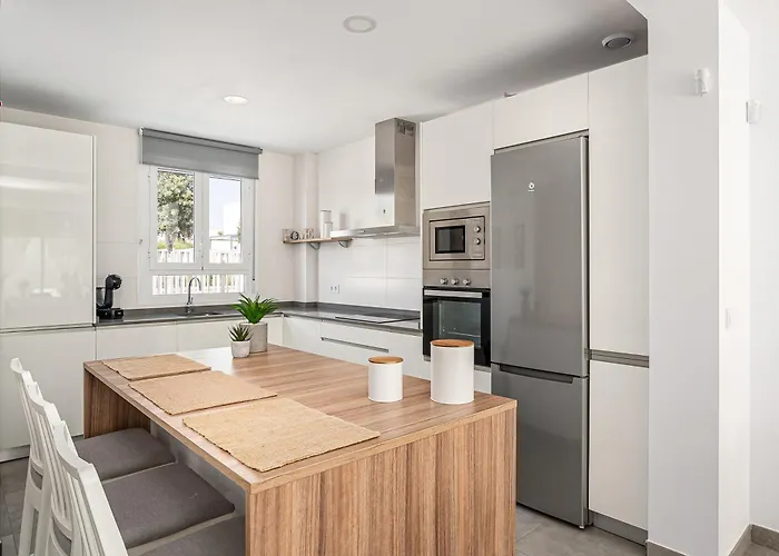 Apartment Casa La Playa-conil Vacaciones De Lujo En Conil Con Todas Comodidades Netflix-hbo-disney-canales De Futbol-wifi Alta Velocidad-smart Tv 65