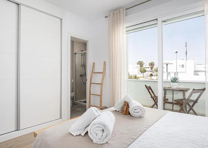 Casa La Playa-conil Vacaciones De Lujo En Conil Con Todas Comodidades Netflix-hbo-disney-canales De Futbol-wifi Alta Velocidad-smart Tv 65