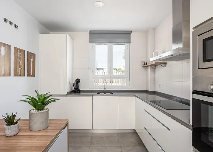 Casa La Playa-conil Vacaciones De Lujo En Conil Con Todas Comodidades Netflix-hbo-disney-canales De Futbol-wifi Alta Velocidad-smart Tv 65